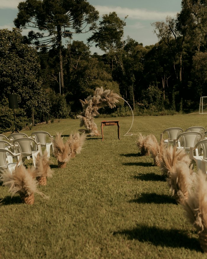 Pampas aisle ceremony